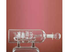 河北玻璃白酒瓶定制异形手工艺创意内置造型酒瓶图3